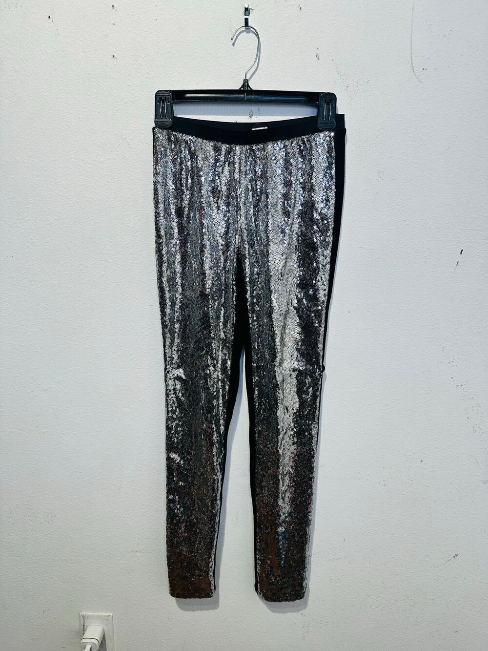 JENNI KAYNE Silver Sparkle Sequin Black Fitted Slim Pants Disco NYE Pants sz S